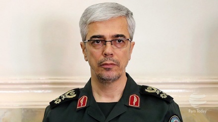 سرلشکر باقری: اگر نفت ایران از تنگه هرمز عبور نکند نفت دیگر کشورها نیز عبور نخواهد کرد