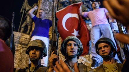 土耳其过去一年时事回顾-埃尔多安政变后致力于政治体制改革