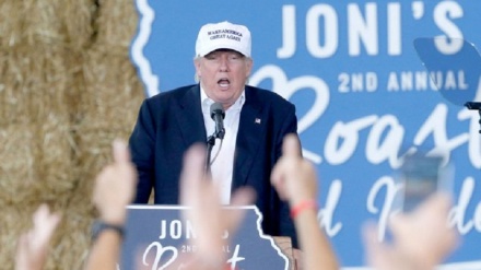 טראמפ מתכוון לבקר במקסיקו סיט וקלינטון רותחת