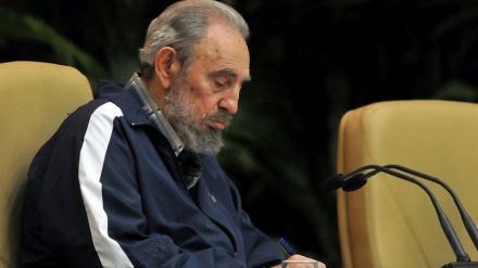 Fidel Castro'dan Obama'ya eleştiri