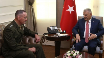 Susret šefa stožera američke vojske sa visokim turskim zvaničnicima