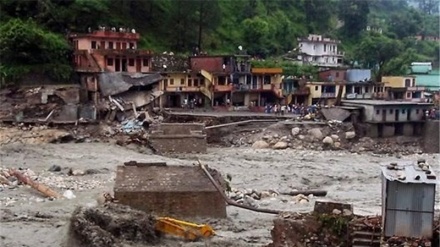 کشته شدن 96 تن در اثر بارش شدید باران و سیل در هند