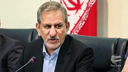 Жаҳонгирий: Эрон тез кунларда бензин экспорт қиладиган мамлакатга айланади 