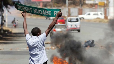 In Harare, police fire tear gas to disperse opposition protesters