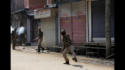 Kashmir, uccisi due soldati e un poliziotto indiani