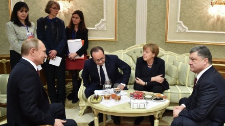 Niente incontro a tre Putin-Hollande-Merkel al G20