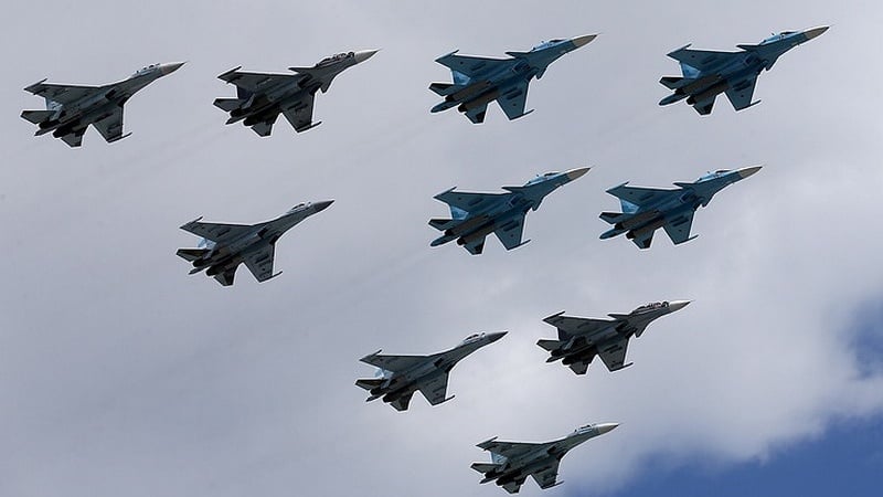 Rusya, teröristlerin Suriye'deki üssünü hedef aldı
