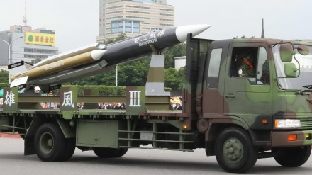 日本、離島防衛を強化するため、新型の地対艦ミサイルを開発