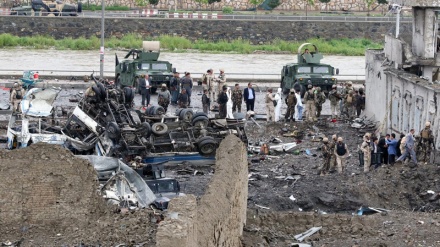 アフガニスタン首都で自爆テロが発生(動画）