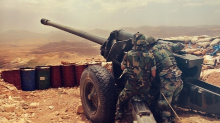 Lübnan ordusu, teröristlerin mevzilerini bombaladı