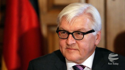 Steinmeier kundër kancelares Merkel