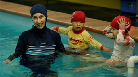 UN hails ruling by French court to lift ban on burkinis