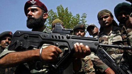 インド軍が、カシミールで散弾銃を使用（動画）