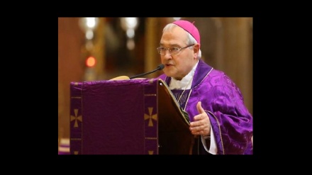 Ferrara, il vescovo: 