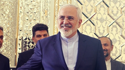Zarif: Kustawisha uhusiano na Amerika ya Latini ni katika utekelezaji malengo ya Uchumi wa Muqawama