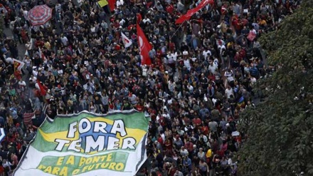 Brazil police fire tear gas at peacefull Sao Paulo protests