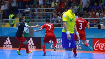 Brasil perde para o Irã nos pênaltis e é eliminado do Mundial de Futsal