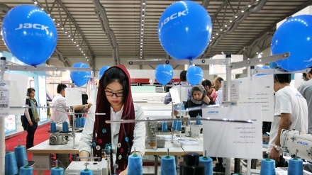 机械、原料及纺织工业国际展览会在德黑兰拉开帷幕