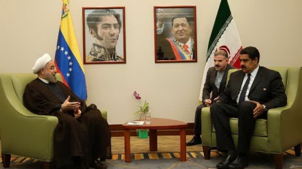 O Presidente Rouhani convida a Venezuela para a expansão dos laços