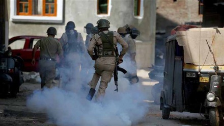 Two killed, 25 injured in fresh clashes in Indian Kashmir