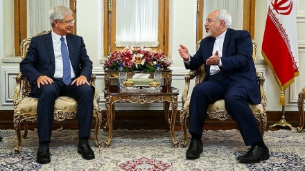  رایزنی ظریف  و رئیس مجلس ملی فرانسه در تهران