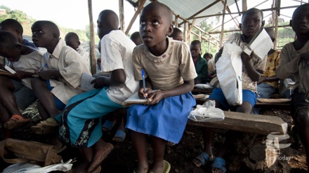ユニセフ、教育の権利を奪われる子供の増加について警告