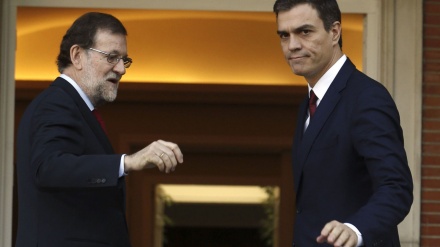Rajoy pide a Sánchez llegar a un acuerdo para formar gobierno