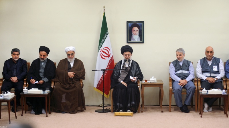 رهبر معظم انقلاب اسلامی در دیدار مسئولان ستاد سرشماری عمومی نفوس و مسکن