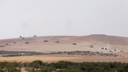 Türkiye, IŞİD'ın Cerablus'a saldırdığını duyurdu