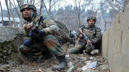 Militants attack Indian army base in Kashmir, kill one soldier