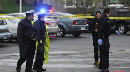 アメリカの警察が、玩具の銃の所持を理由に若者を殺害