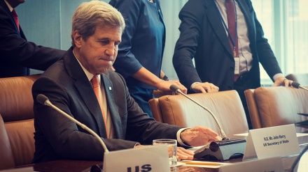 Kerry: presidente Trump cambiera' l'approccio Usa sul conflitto israelo- palestinese