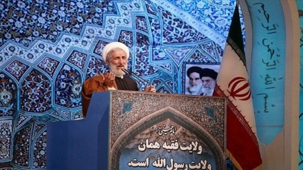 Clérigo iraniano: Forças armadas iranianas contribuem para a segurança regional
