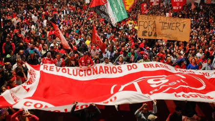 ブラジルで、新大統領に反対する抗議デモが実施

