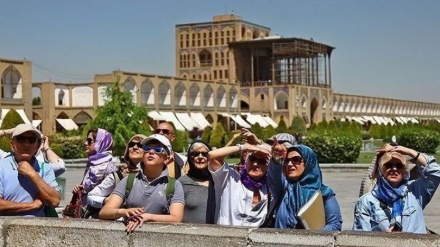 İranlı kadın, turizm alanında en iyi kadın yönetici ödülüne layık görüldü 