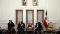 Глава МВД Омана встретился в Тегеране с главой МИД ИРИ