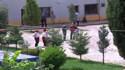 Muxhahedinët strehohen në pallatet e reja në tiranë, Fatmiri shqiptar fle në qiell të hapur