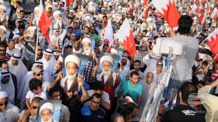 Bahrainis slam Aal-e Khalifah regime