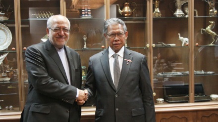 İran ve Malezya sanayi bakanları arasında görüşme 