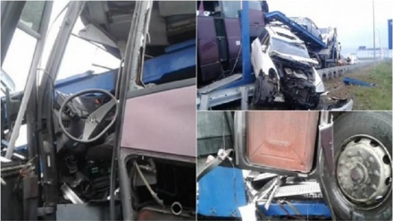 Scontro bus in Bangladesh: undici morti 