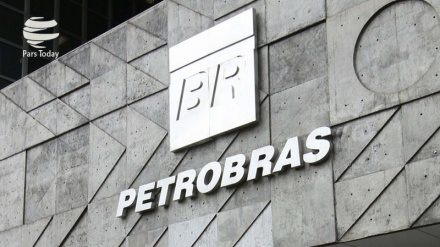 Brasile: Petrobras riduce ancora prezzi petrolio e benzina