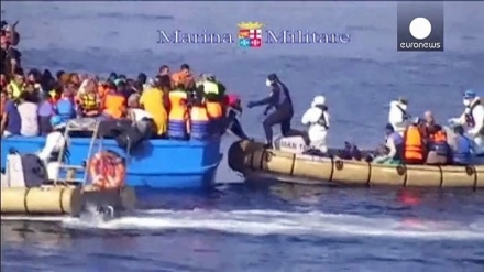 نجات بیش از هفتصد پناهجو در دریای مدیترانه 