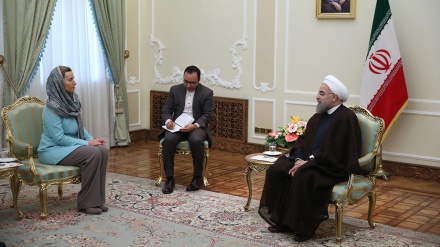 イラン大統領、「イランとヨーロッパのテロ対策における協力は不可欠」