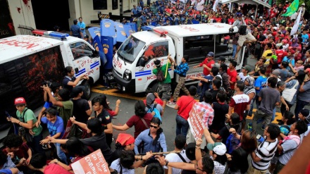 Filipine: Protesta kundër pranisë ushtarake të Amerikës