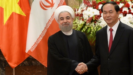 ایران و ویتنام دو سند همکاری امضاء کردند 