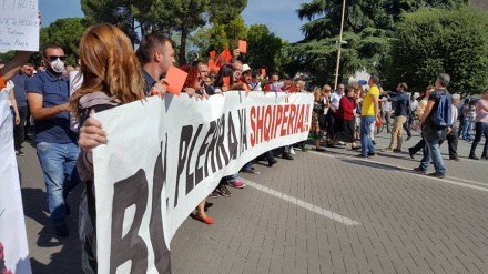 Shqipëria, nga importi i terrorizmit deri te importi i plehrave!