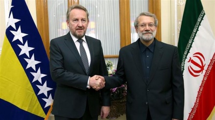 Larijani: Jalur Politik, Solusi untuk Akhiri Krisis Timteng