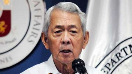 菲律宾外长关于反对者提出中国南海问题的目的发表谈话