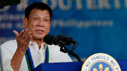 Philippines' Duterte orders troops to South China Sea reefs