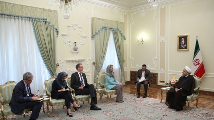 Presidente do Irã se reúne com Mogherini 